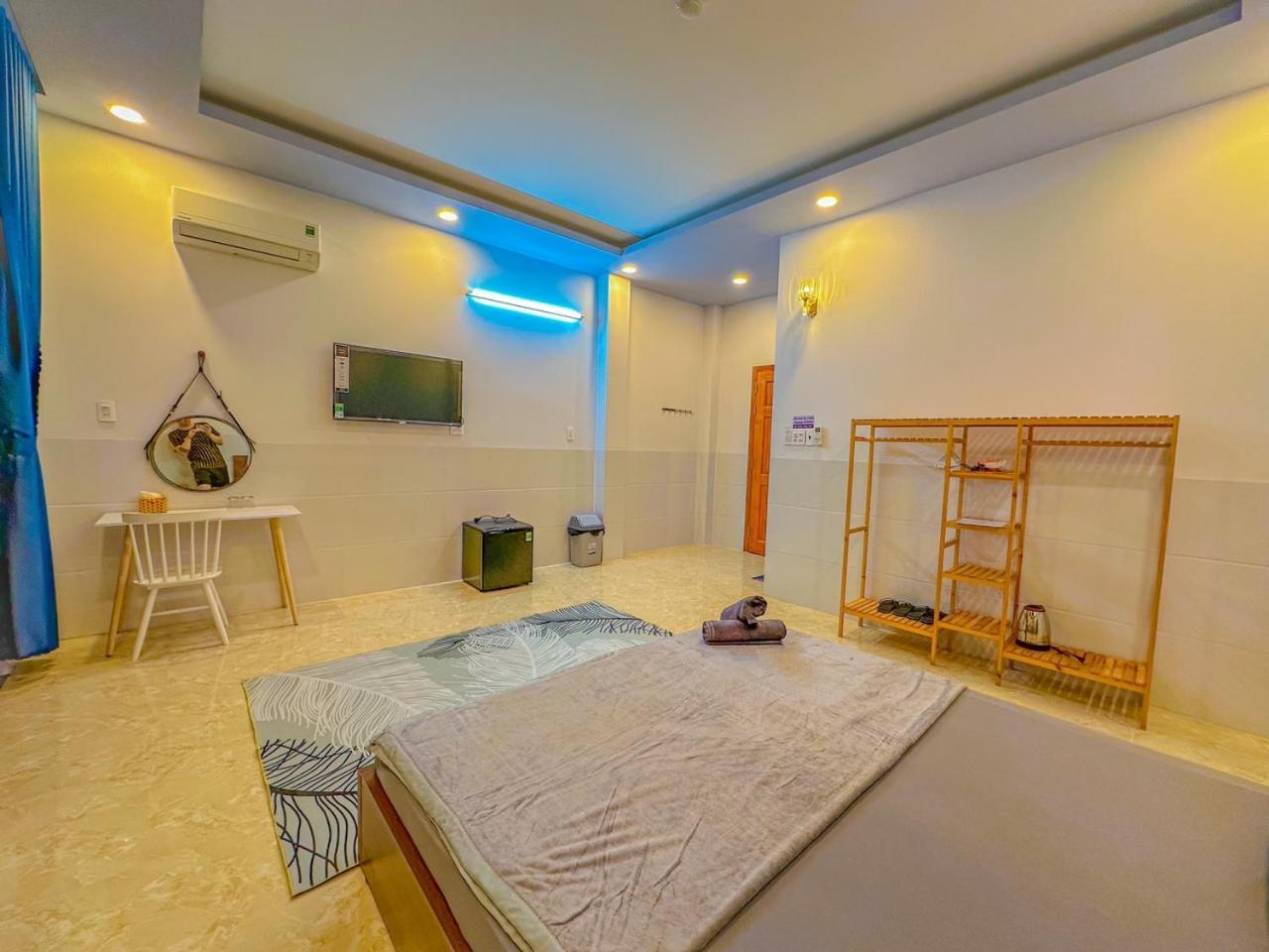 Nhan Tay 2 Hotels Cần Thơ Extérieur photo